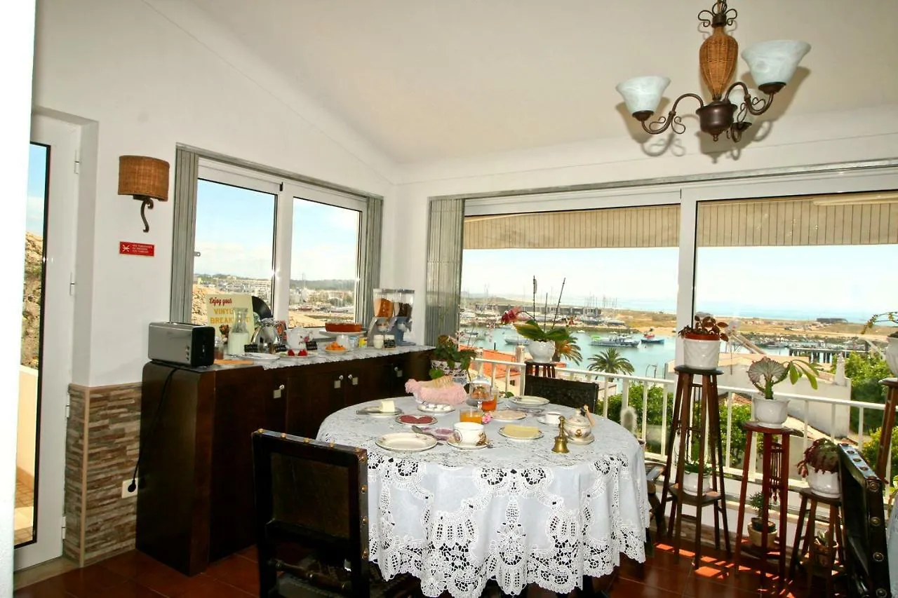 Casa Flor Do Mar Lagos Guest house